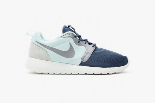 nike roshe run hyperfuse blue