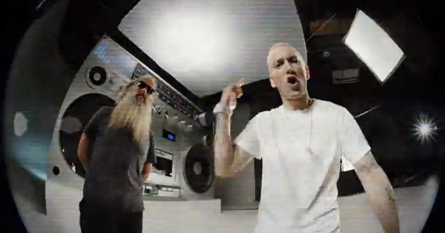 eminem-berzerk