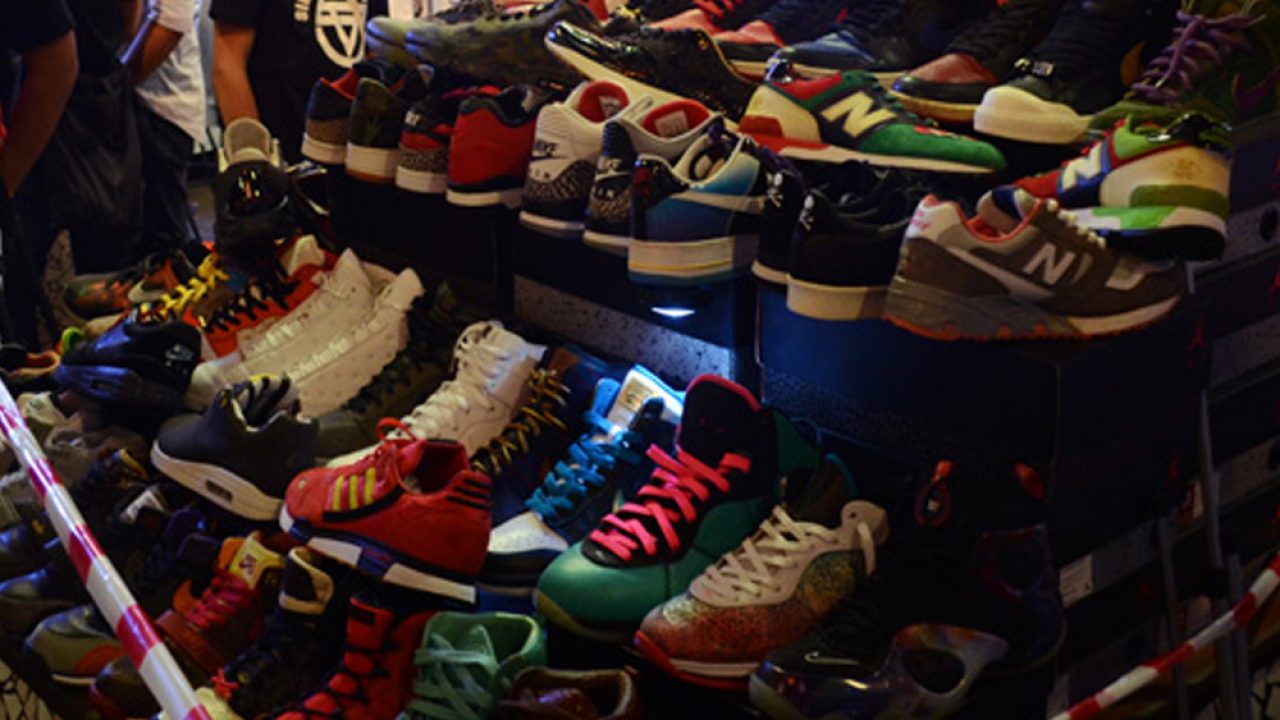 Panorama pin passionate Sneaker Terminology Guide: HS, QS, #WOMFT, OG | Straatosphere