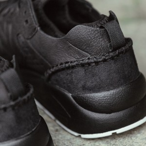 Wings+horns x New Balance 580 Deconstructed