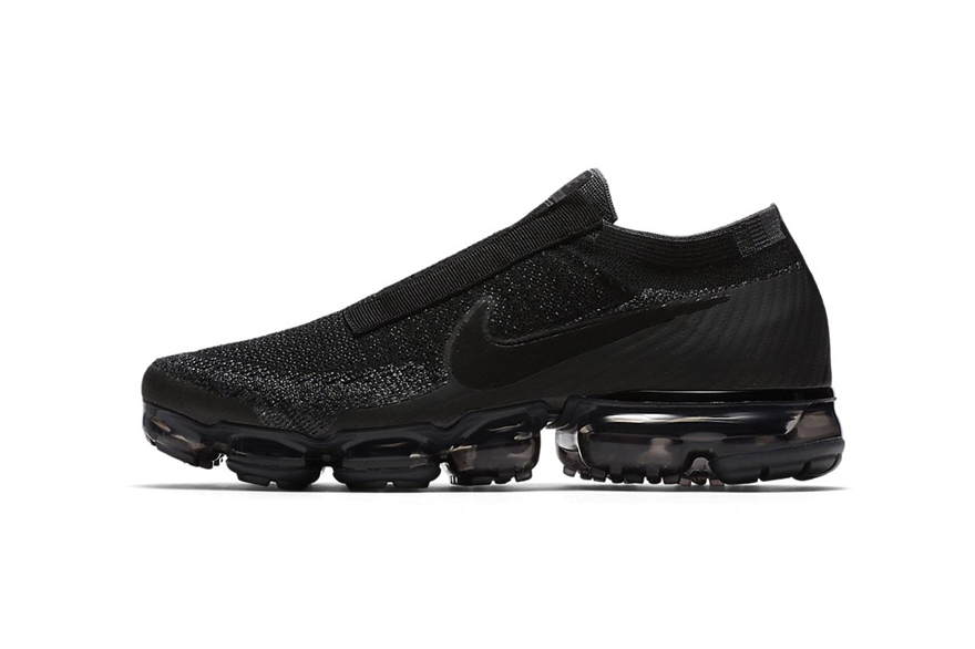 vapormax triple black laceless