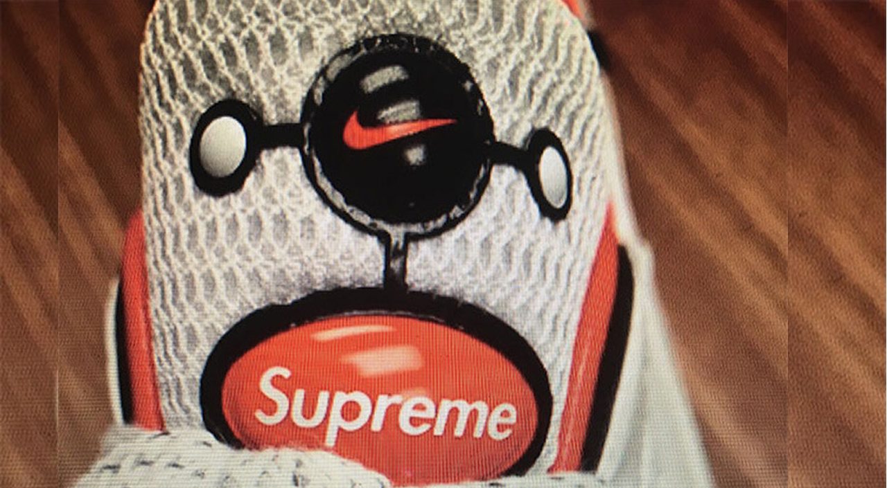 nike x supreme zoom streak spectrum plus