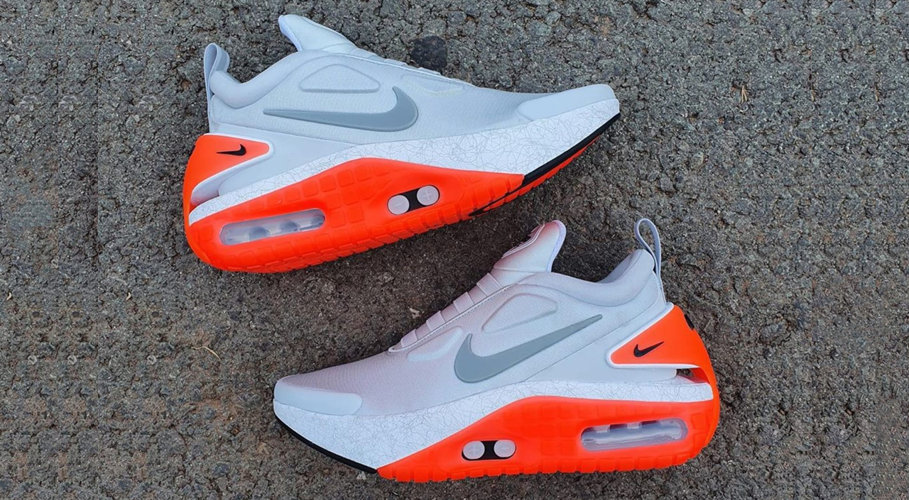 Nike Adapt LE 01