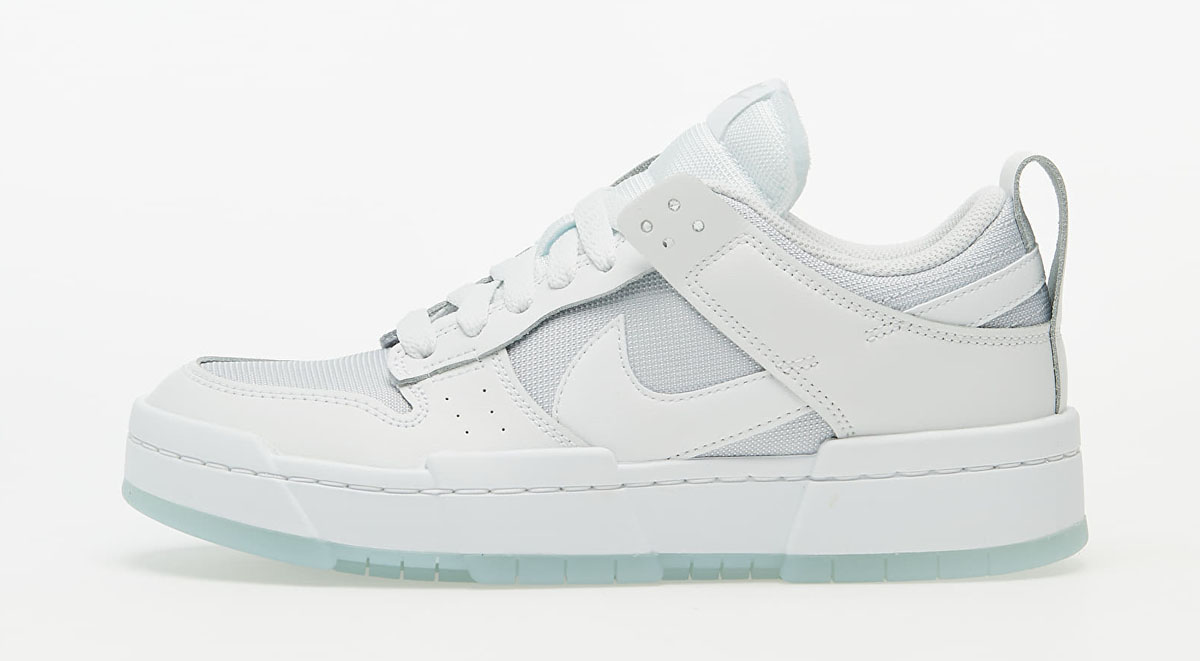SB Dunk Low Street Hawker Drops With Four Other Dunks On January 7